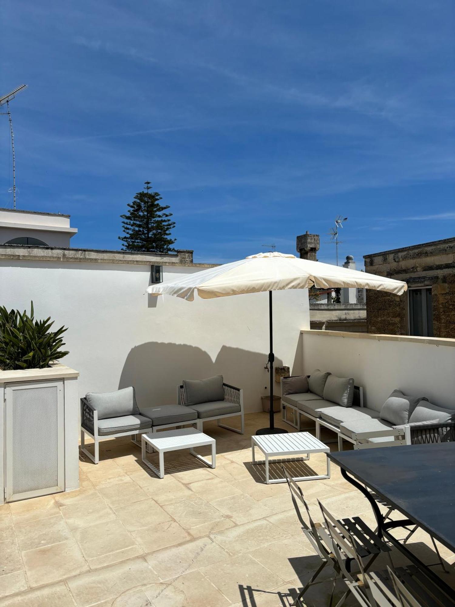 Alora Boutique Bed & Breakfast *